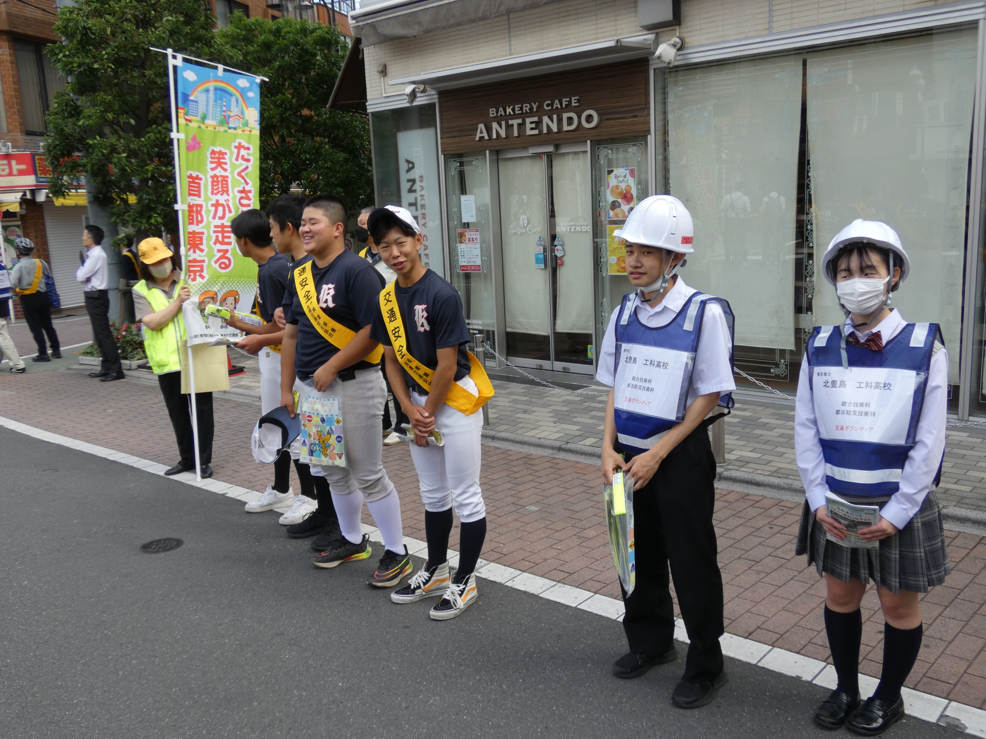 自転車乗るときヘルメット (5).JPG